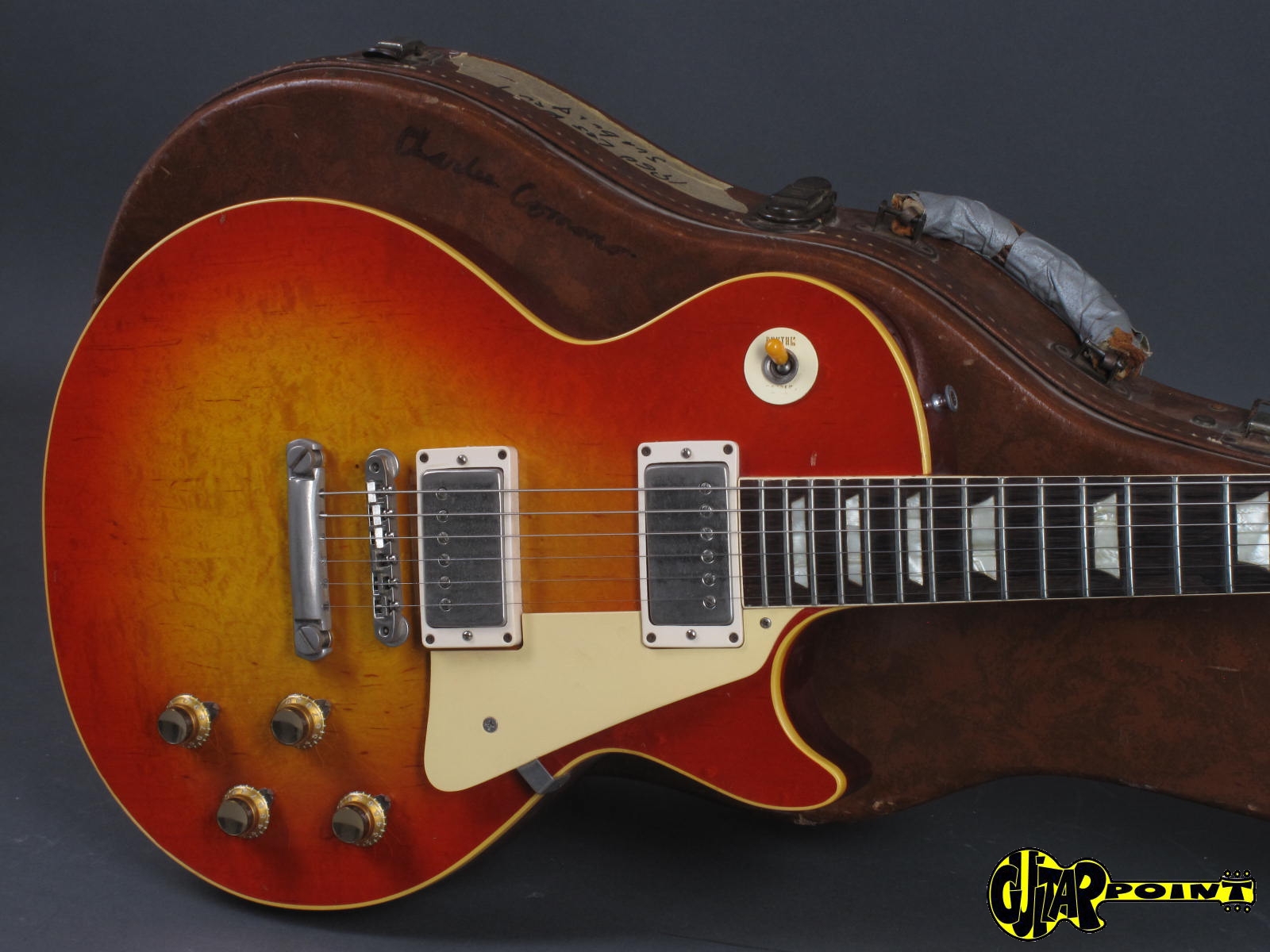 Gibson60LPStdBurst010838_30.jpg