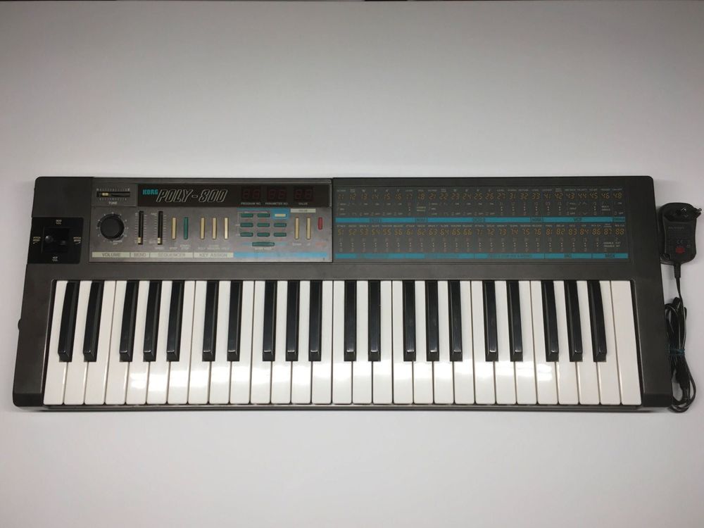 korg-poly-800