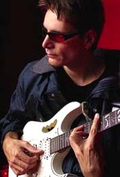 stevevai01.jpg