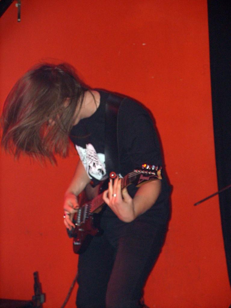 aw07jg8hookd6uc0s.jpg