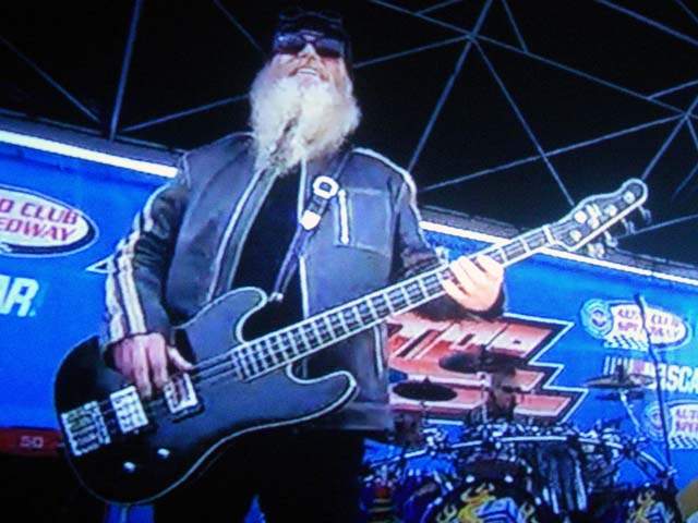 dustys-bass-640x480-jpg.83163