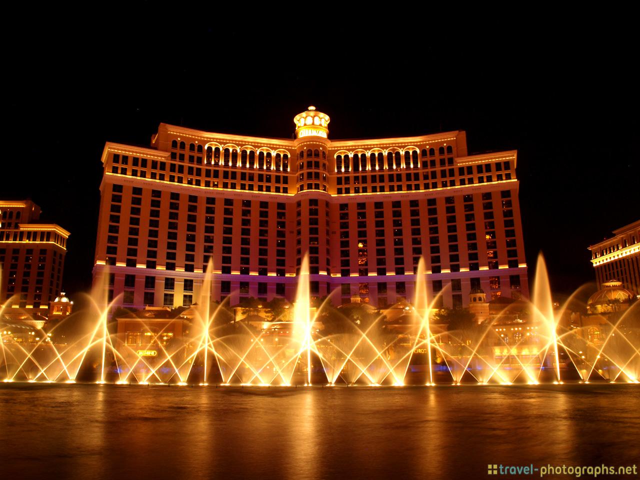 bellagio-fountains-las-vegas.jpg