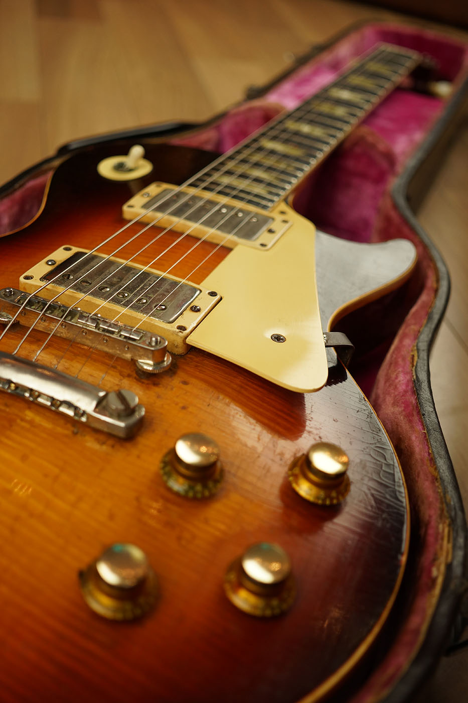 Dutchburst-case-1400.jpg