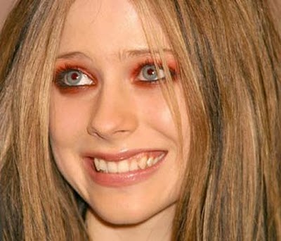 bad-makeup-avril-lavine.jpg