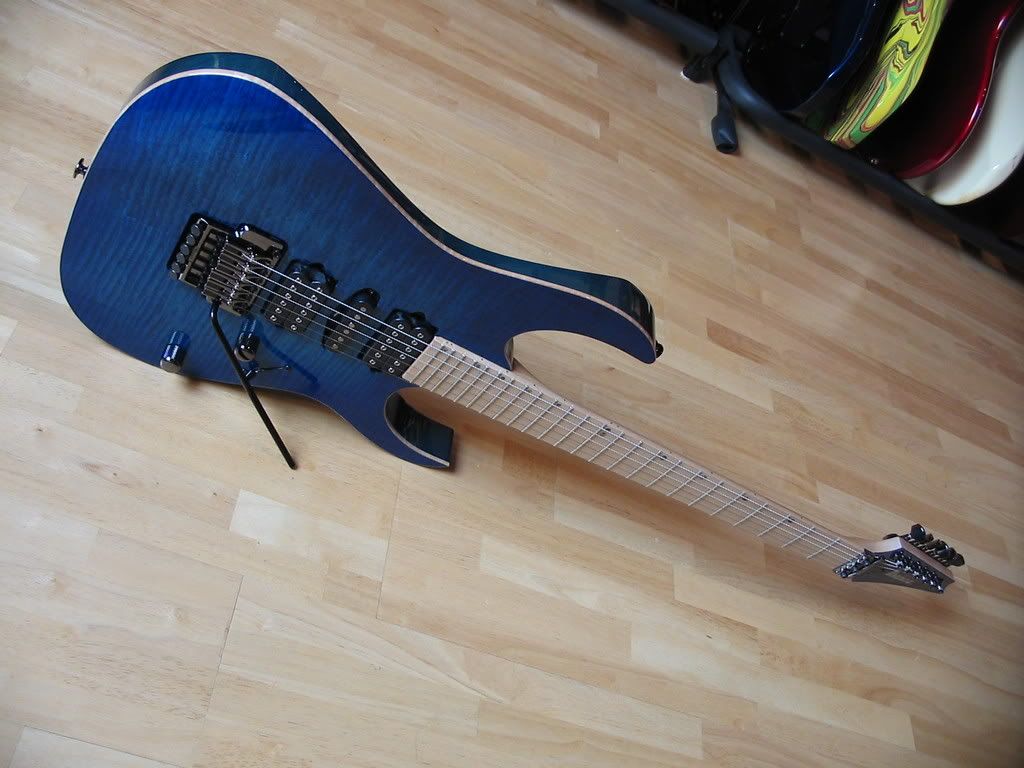 RG3270MTB_06.jpg