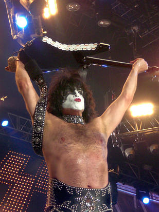 kiss008.jpg