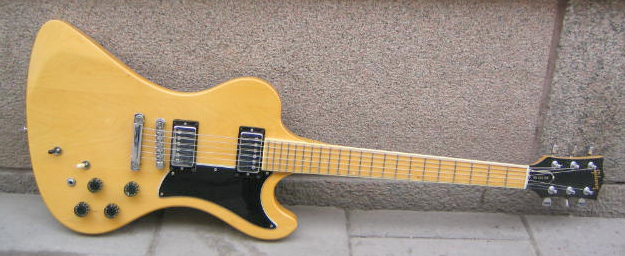 feature-1977_Gibson_RD_Custom.jpg