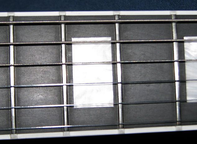 Gibson%20Midtown_Frets_f.jpg