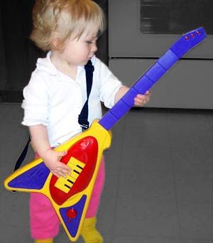 amalia-flying-v.jpg