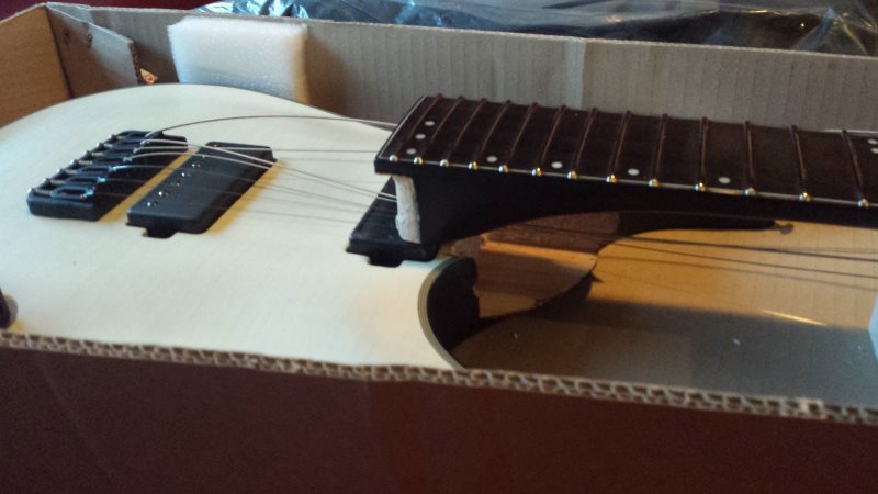 schecterkm701f1sug.jpg