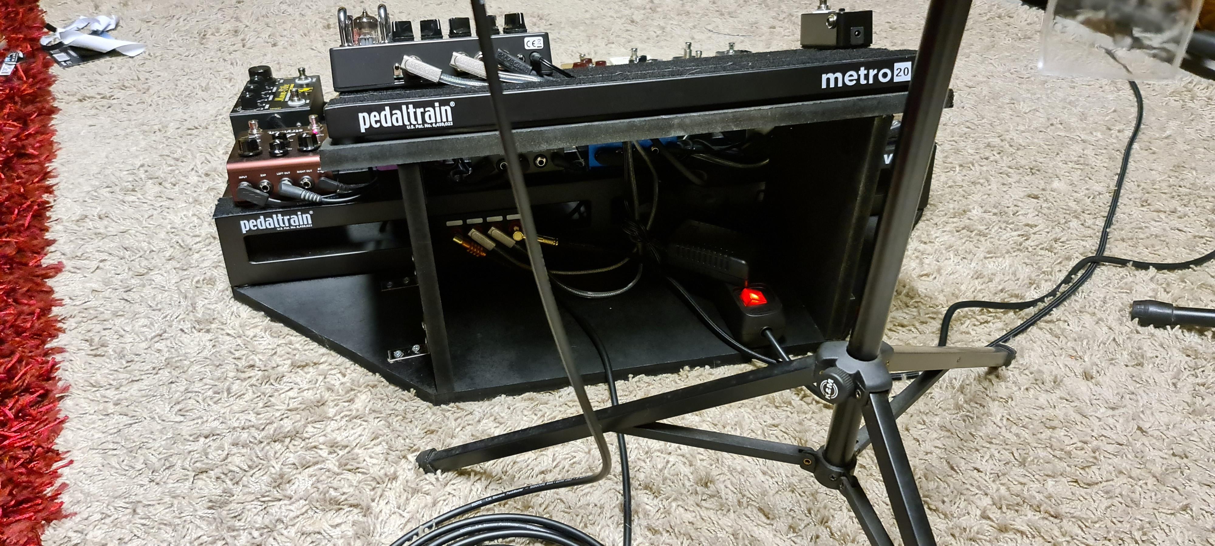 r9XrYI1.jpg