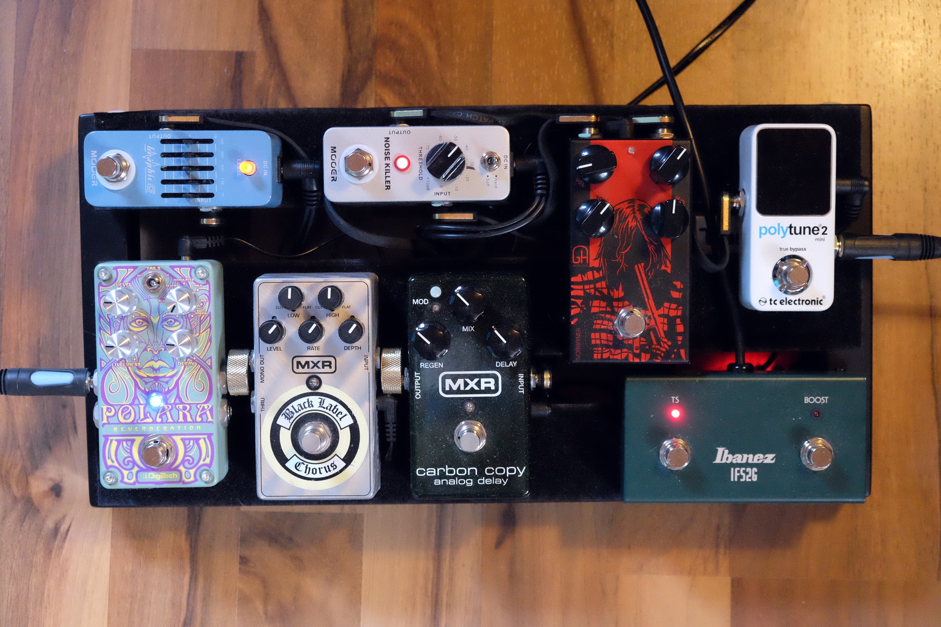 Mein-Pedalboard-2017-12-01.jpg