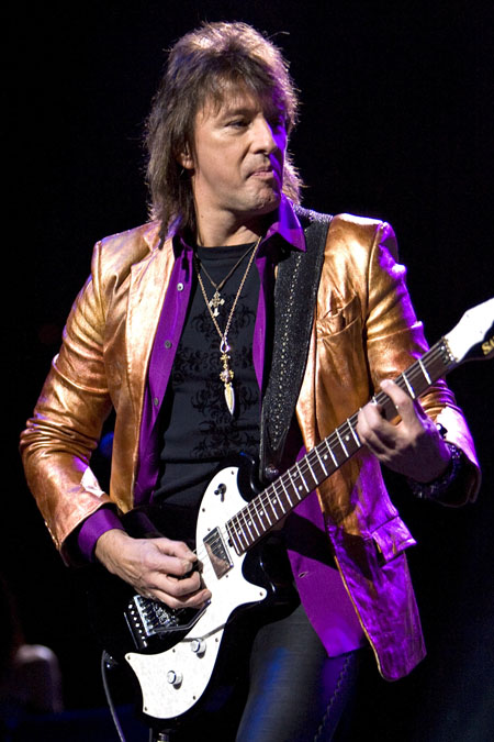 0415_richie_sambora_guitar_00.jpg