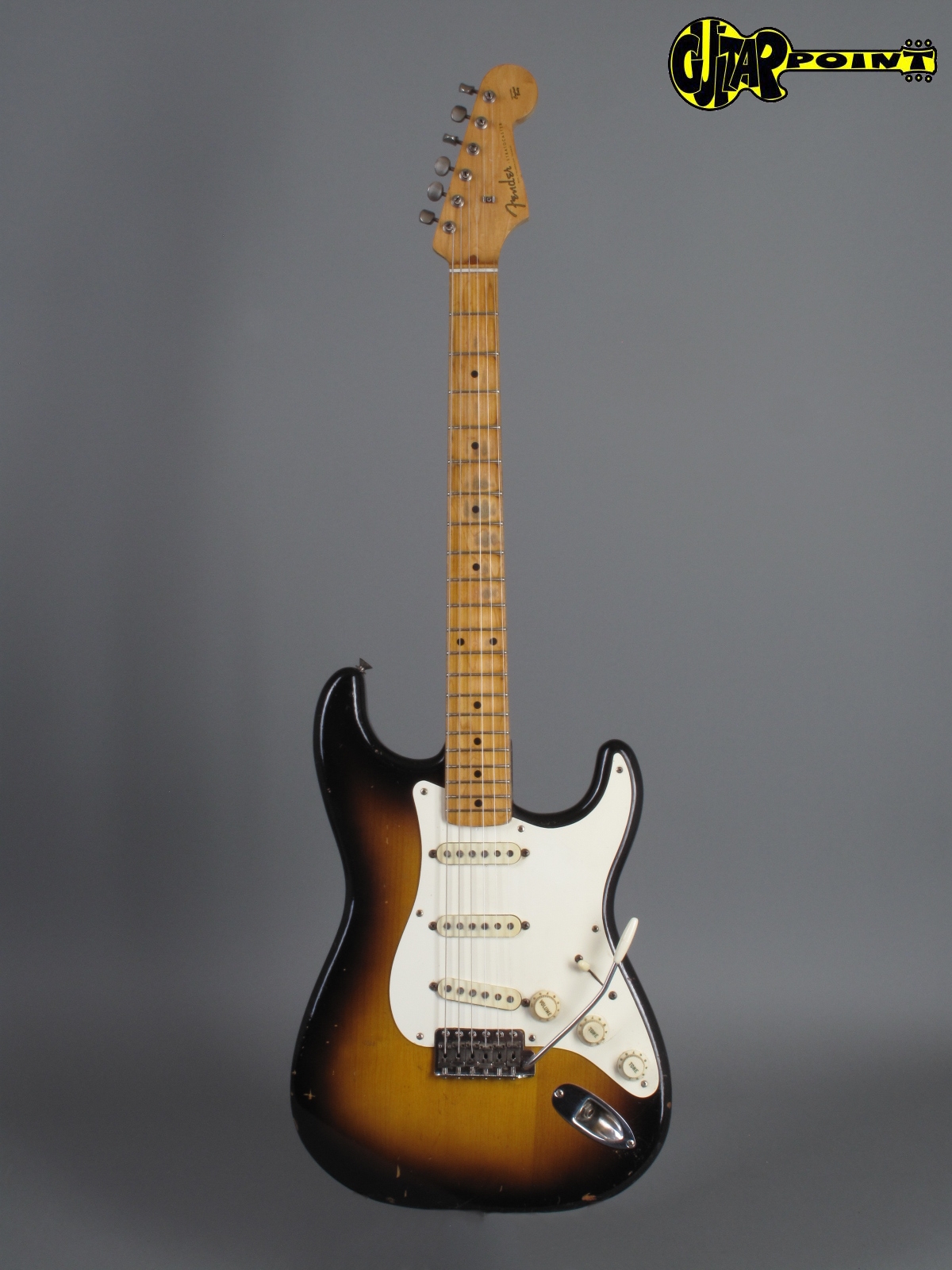 Fender57Str2tSB-17256_1.jpg