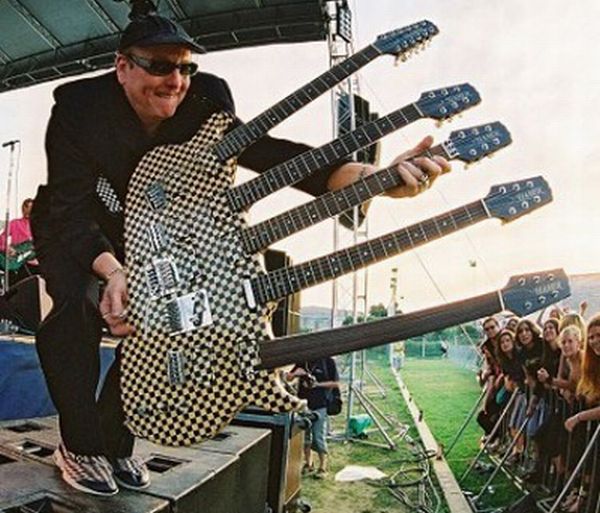 awesome_guitars_04.jpg