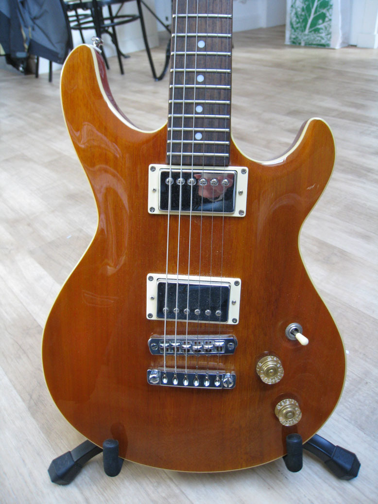 cort-m520c-tobacco-burst-185084.jpg