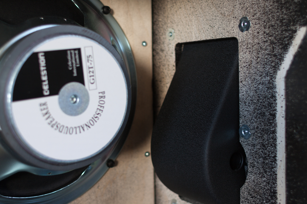 marshall_1960b_guts_scumback_handles.jpg