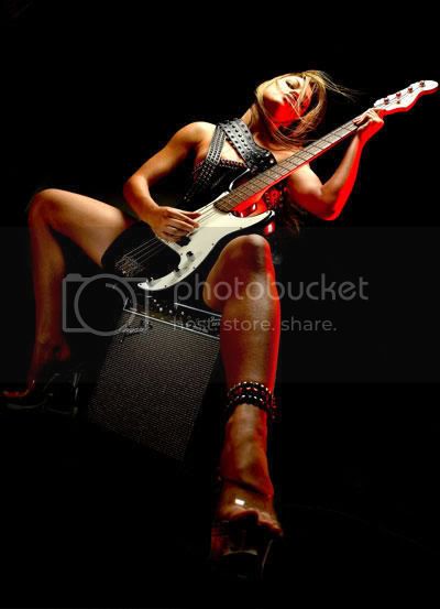 Female_Guitar_Player.jpg