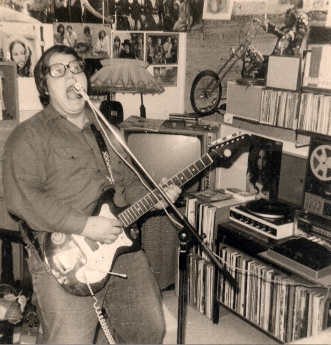 1975.jpg