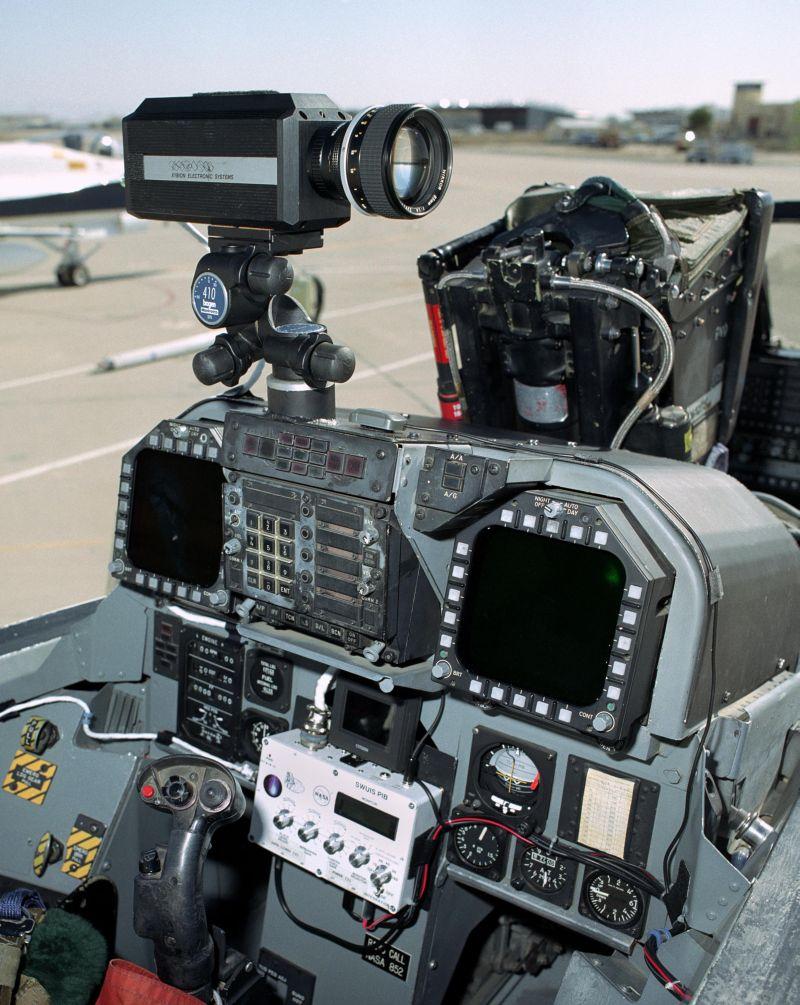 2_f-18%20aa%201.jpg.2167525.jpg