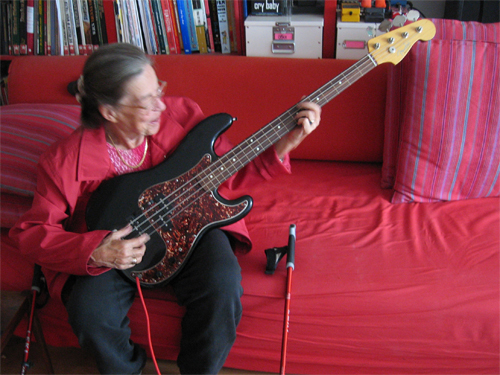 Monica-Precision-Fretless.jpg