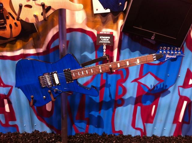 ibanez-iceman.jpg