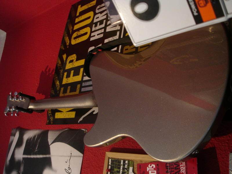 9247919fyw.jpg