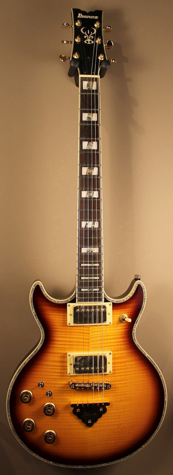 ibanez-ar420l-staand.jpg