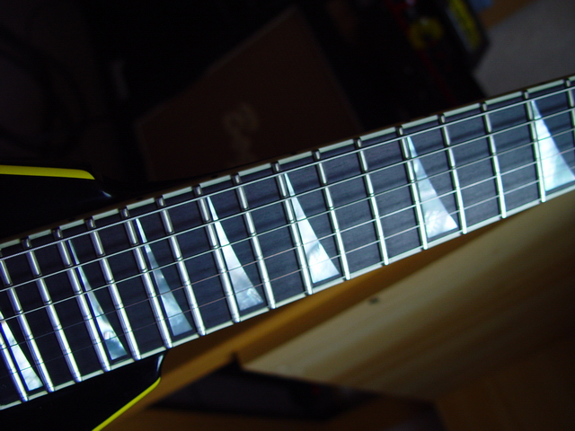 fretboard1.jpg