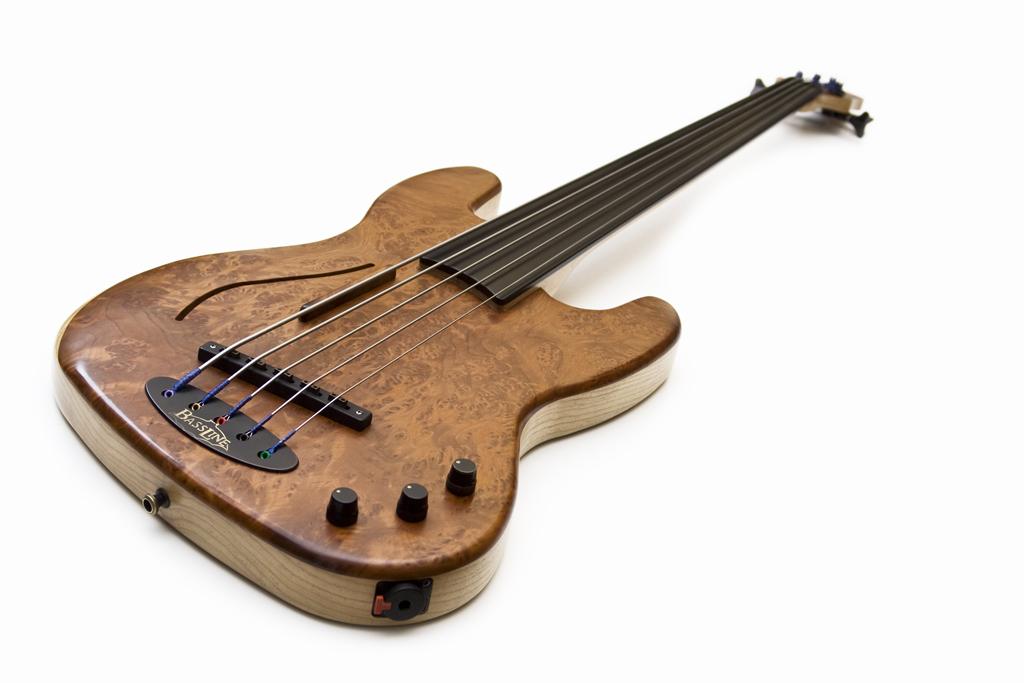 BassLine_Incognito_fretless_03.jpg
