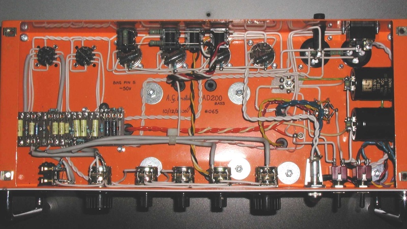 OrangeAD200Bass.jpg