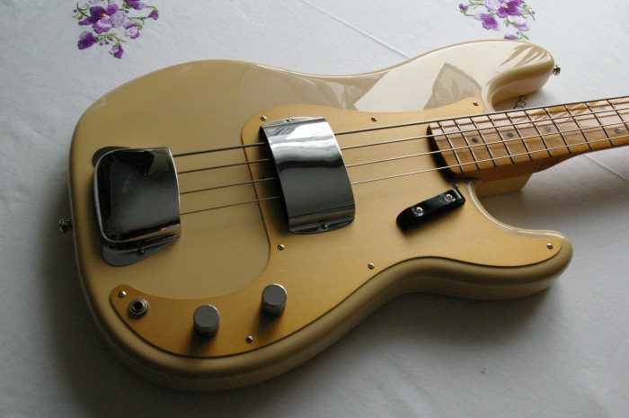 f8t56p490n2.jpg