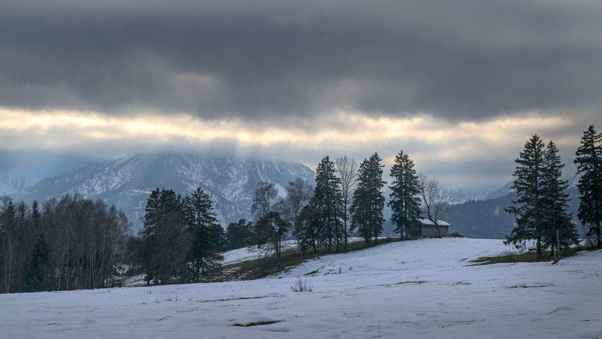 p1023244_1200x675pxzucjr.jpg