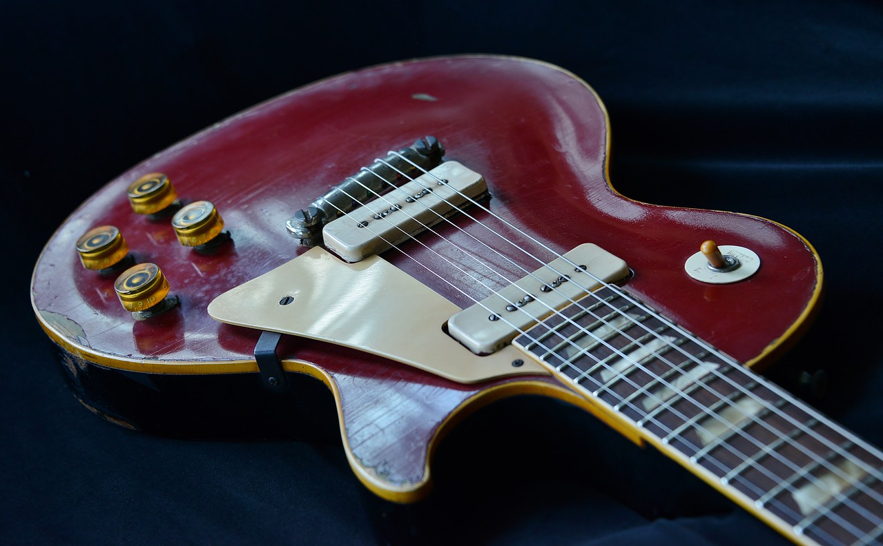 Red%20Goldtop%20016-X2.jpg