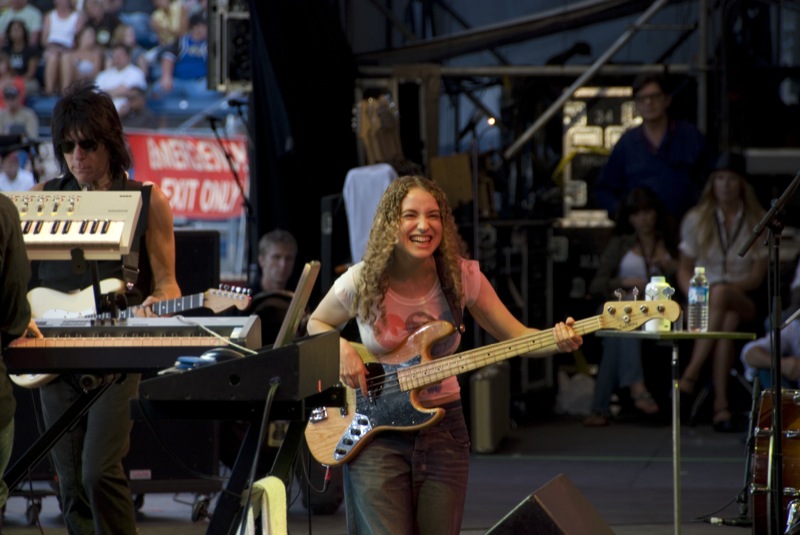 Tal_Wilkenfeld_2007_July_28.jpg