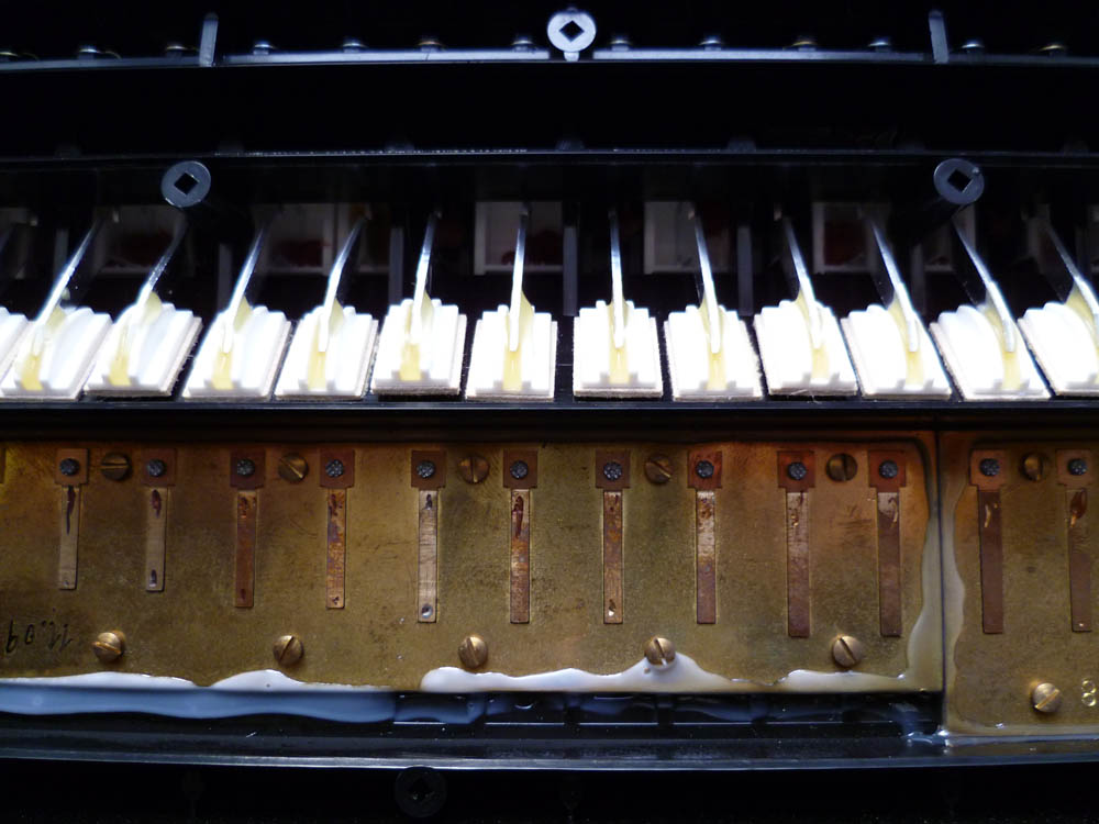 hohner-piano-36-1.jpg