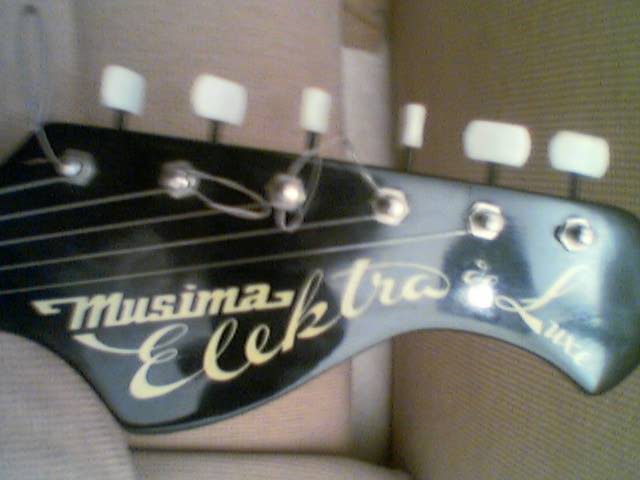 headstock.jpg