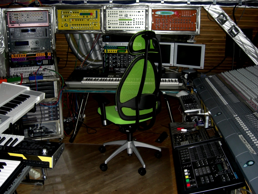 synxss-studio-2008-33.jpg