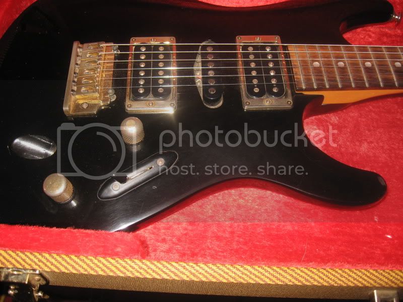 guitar004.jpg