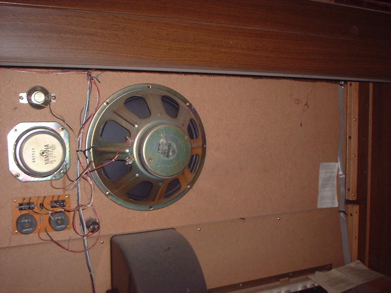 cha63mbmx4rb23p2i.jpg