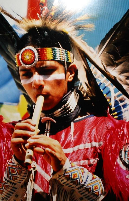 Indian_Flute_Player_by_Logren.jpg