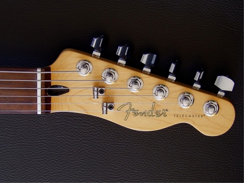 tele_head.jpg