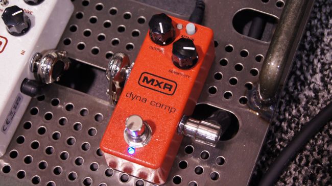 mxr-dyna-comp-650-80.jpg