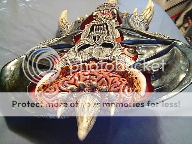 skullguitar4backbottom_zps38200d0b.jpg