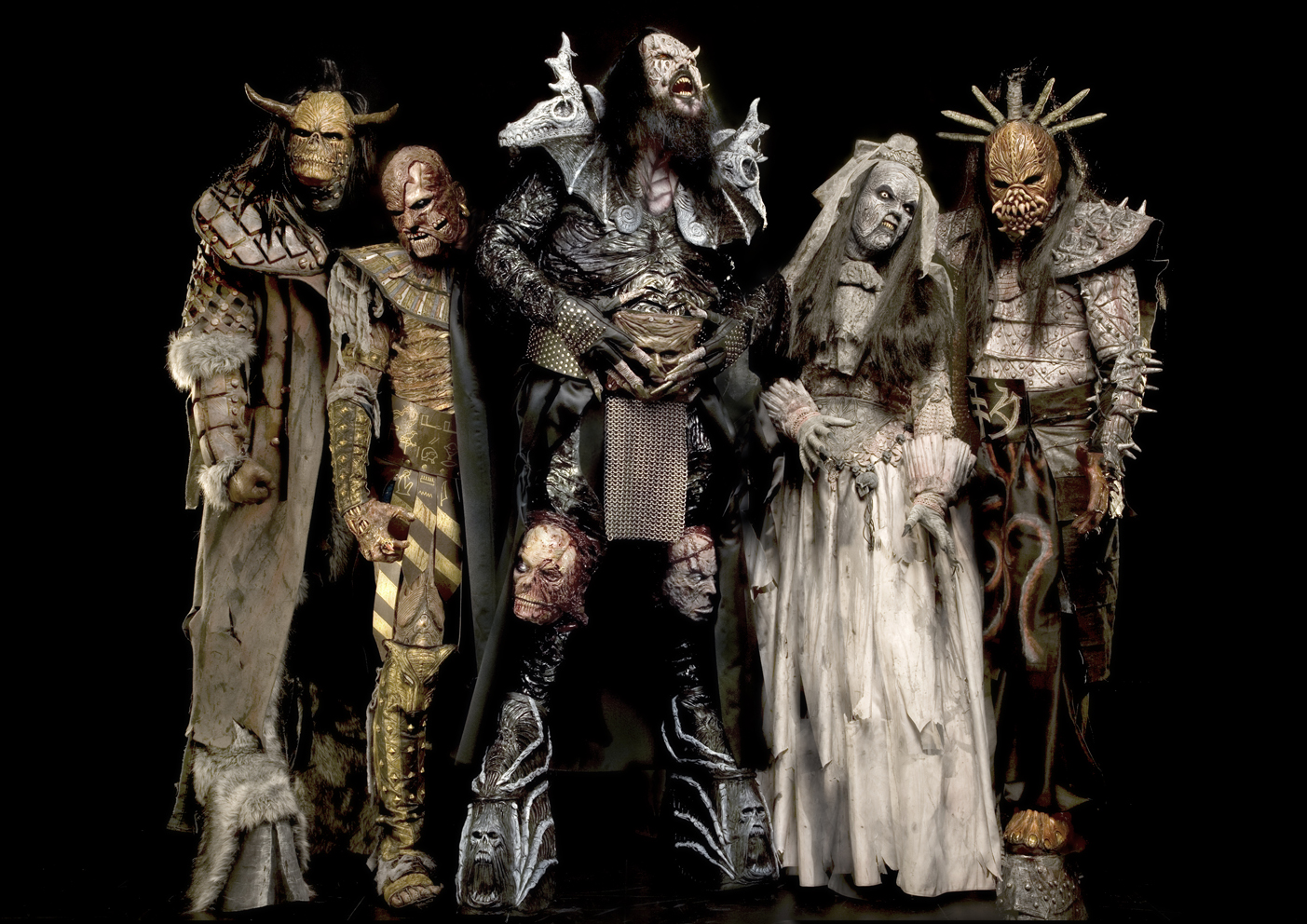 Lordi_in_their_%27Deadache%27_costumes..jpg