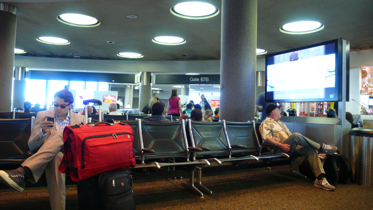 7213051-lg.jpg