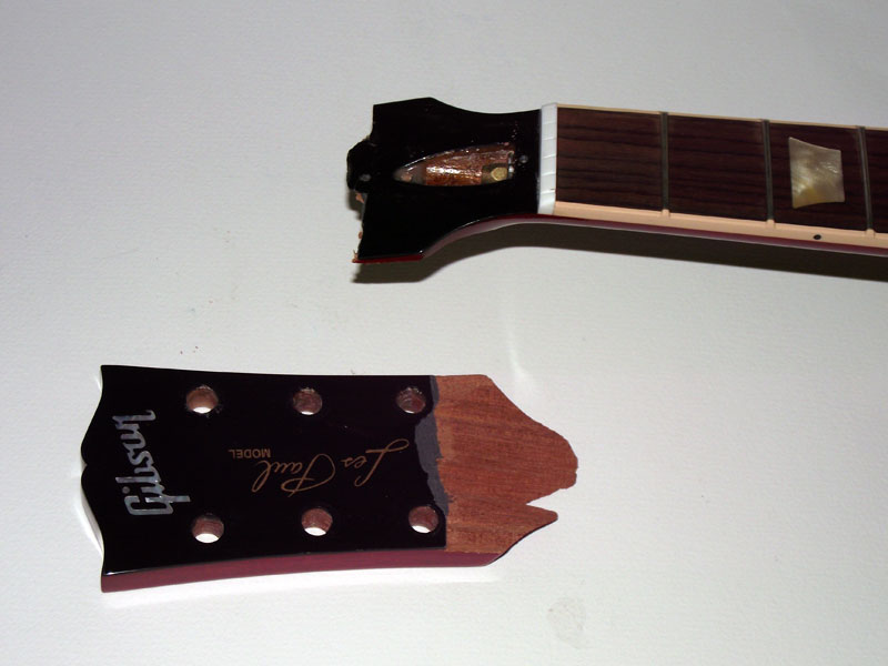 Les-Paul-Traditional-broken-headstock.jpg