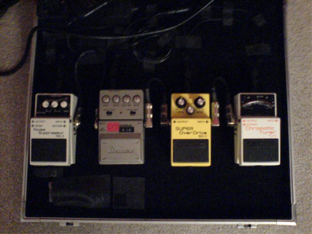 16035d1133626764-zeigt-her-eure-effektboards-pb.jpg
