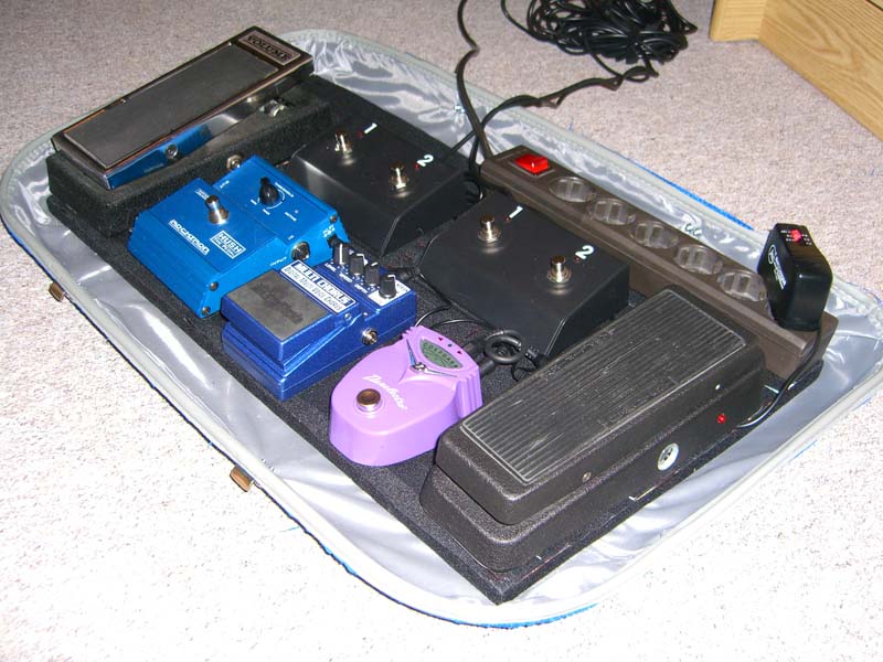 17847d1136576270-zeigt-her-eure-effektboards-bord1.jpg