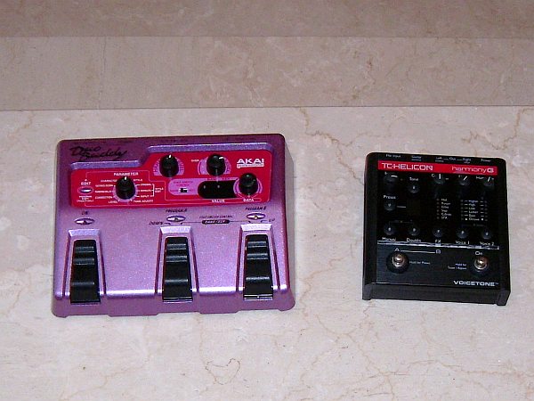90032d1227995416-review-tc-helicon-voicetone-harmony-g-duo.jpg